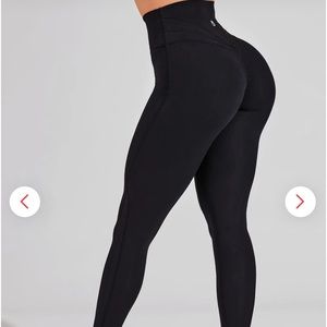 Brand new BuffBunny legacy leggings